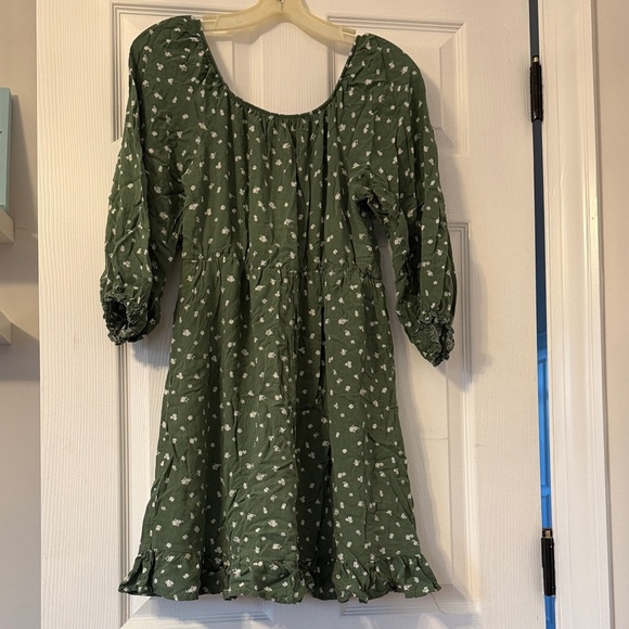 Girls Green Floral Smocked Mini Dress - Picture 2 of 2